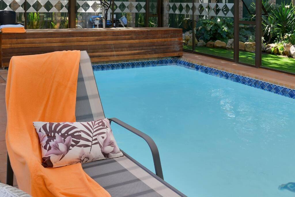 קייפטאון Mawethu Peaceful Garden With Covered Pool And Braai Area מראה חיצוני תמונה