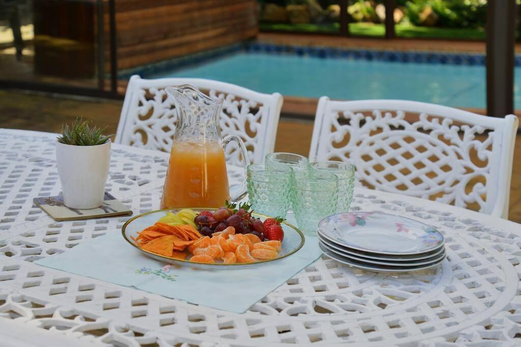 קייפטאון Mawethu Peaceful Garden With Covered Pool And Braai Area מראה חיצוני תמונה