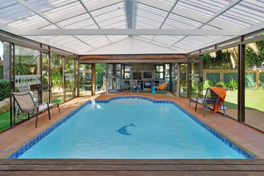 קייפטאון Mawethu Peaceful Garden With Covered Pool And Braai Area מראה חיצוני תמונה